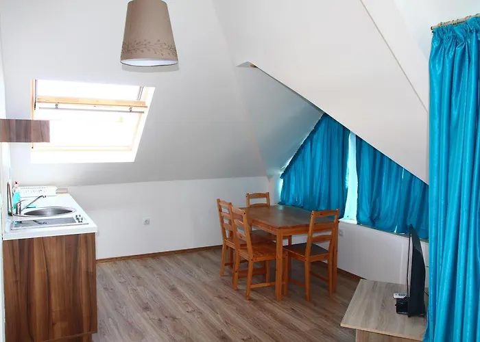 Elmar Villa Kiten (Burgas)